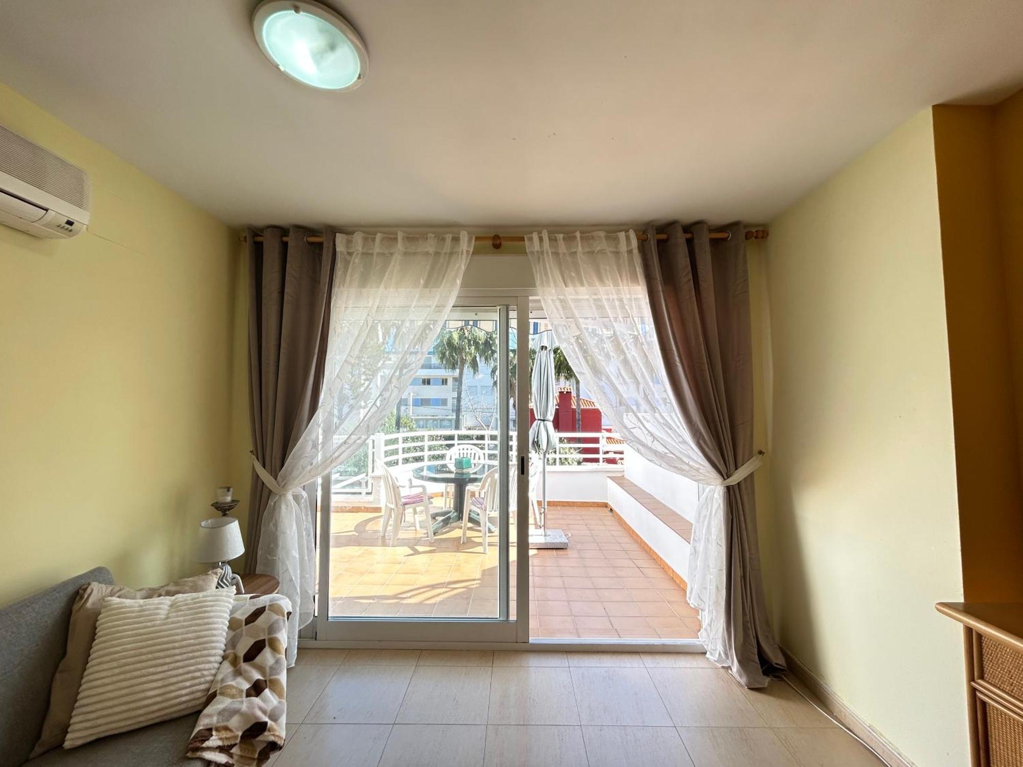 Sea Views Apartments เดเนีย ภายนอก รูปภาพ